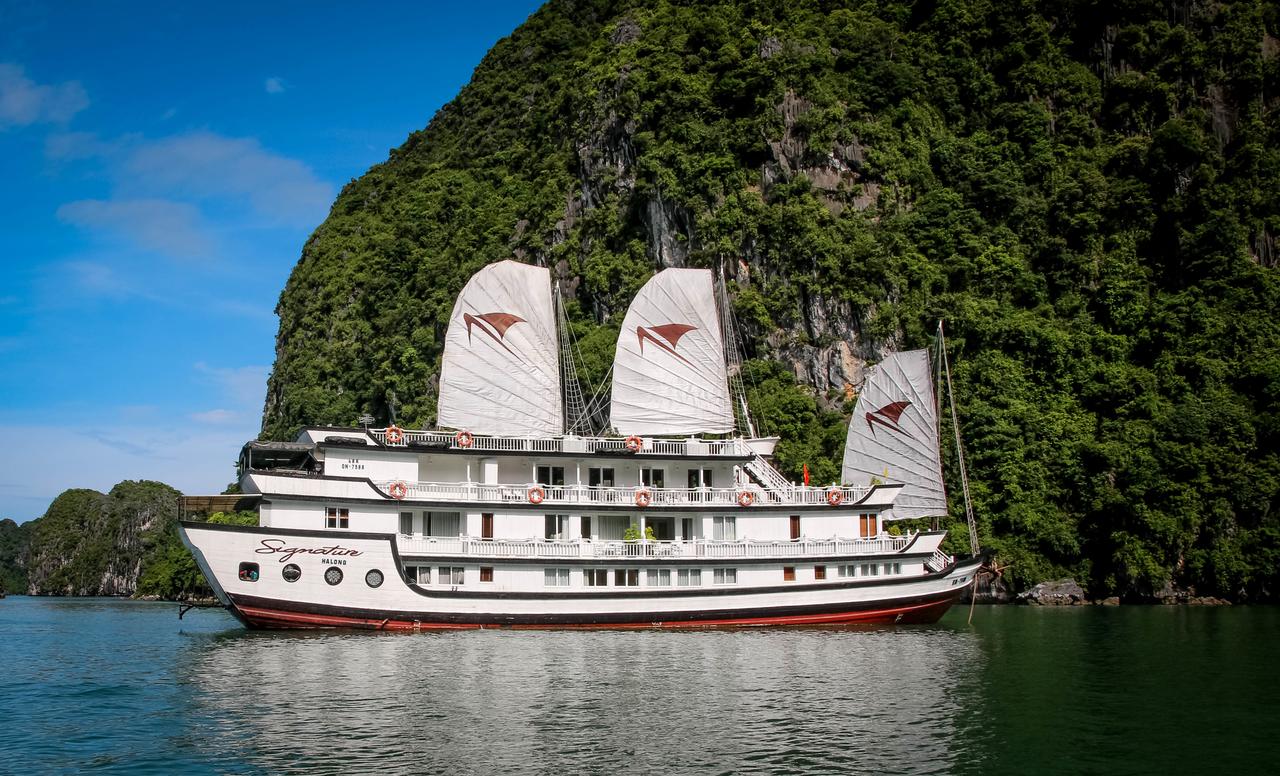 Tour Hạ Long 2 ngày 1 đêm - ngủ tàu Signature Cruise